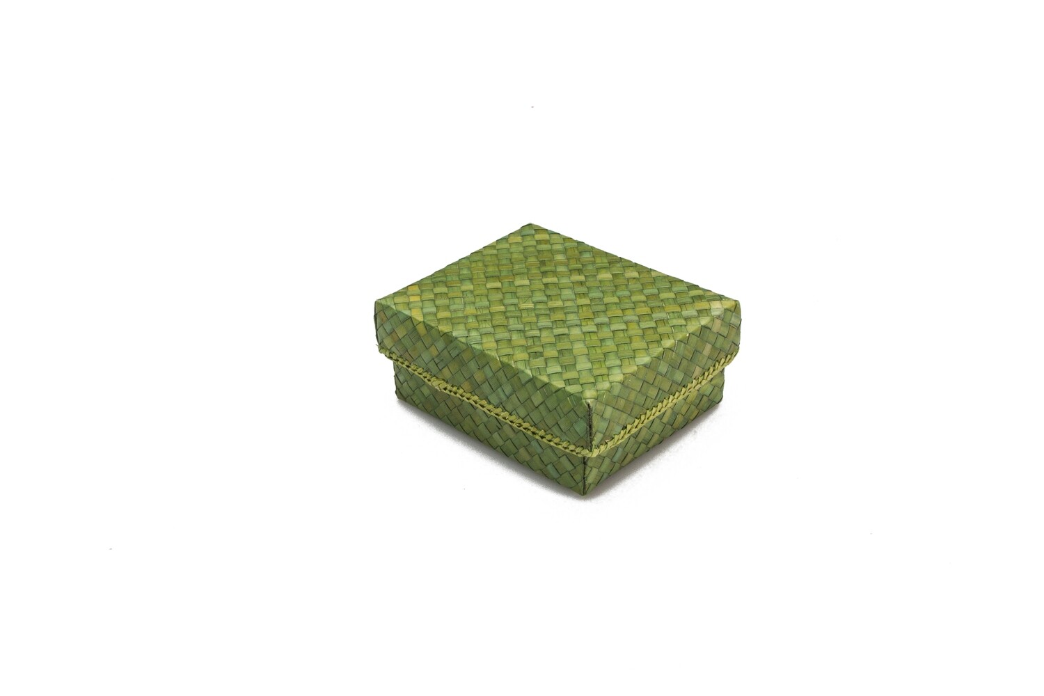 Mengkuang Box Tulang Belut