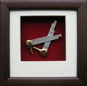 Sompoton Frame