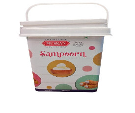 Muskan Sampoorn (Cookies,Muffiens Navratan Saunr Rasgulla & Cream Rolls) Gift Pack