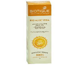 Biotique Aloe Vera Ultra Soothing Face Lotion SPF 30 UVA/UVB Sunscreen (330)