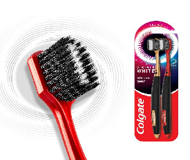 Colgate Visible White O2 Manual Toothbrush (Pack Of 2)