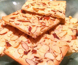 Kashvi Bakers Almond Flakes  Cookies (400gm)