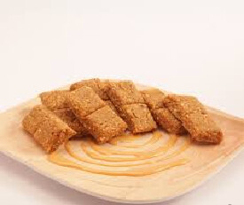 Chintamani  Peanut Mava Malai Chikki 250 gm