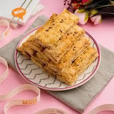 BHAI JEE Ajwain Puff 300gm