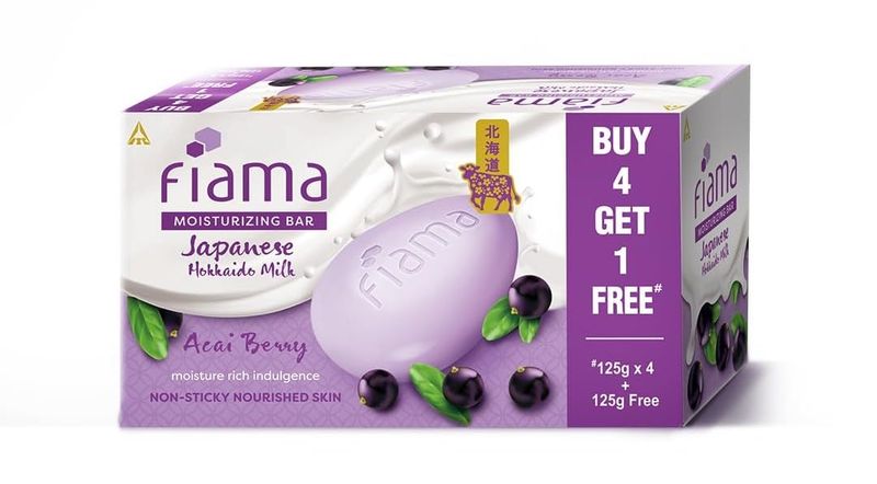 Fiama Moisturizing Soap Bar, Japanese Hokkaido Milk &amp; Acai Berry - 125g (PACK OF 5 )