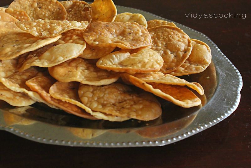 Chintamani Farali Crunch  Rajgira Flour Moraiya Flour ( Rock Salt Papdi)  200gm
