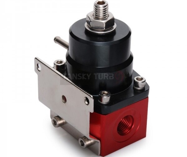 Polttoaine paineen tasaaja