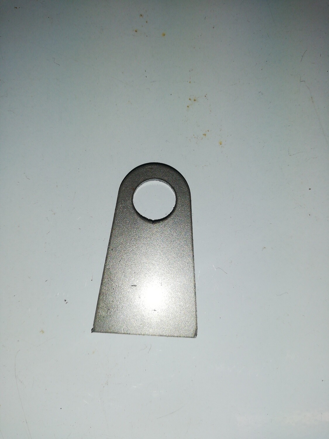 2mm Kiinnike 37x22mm