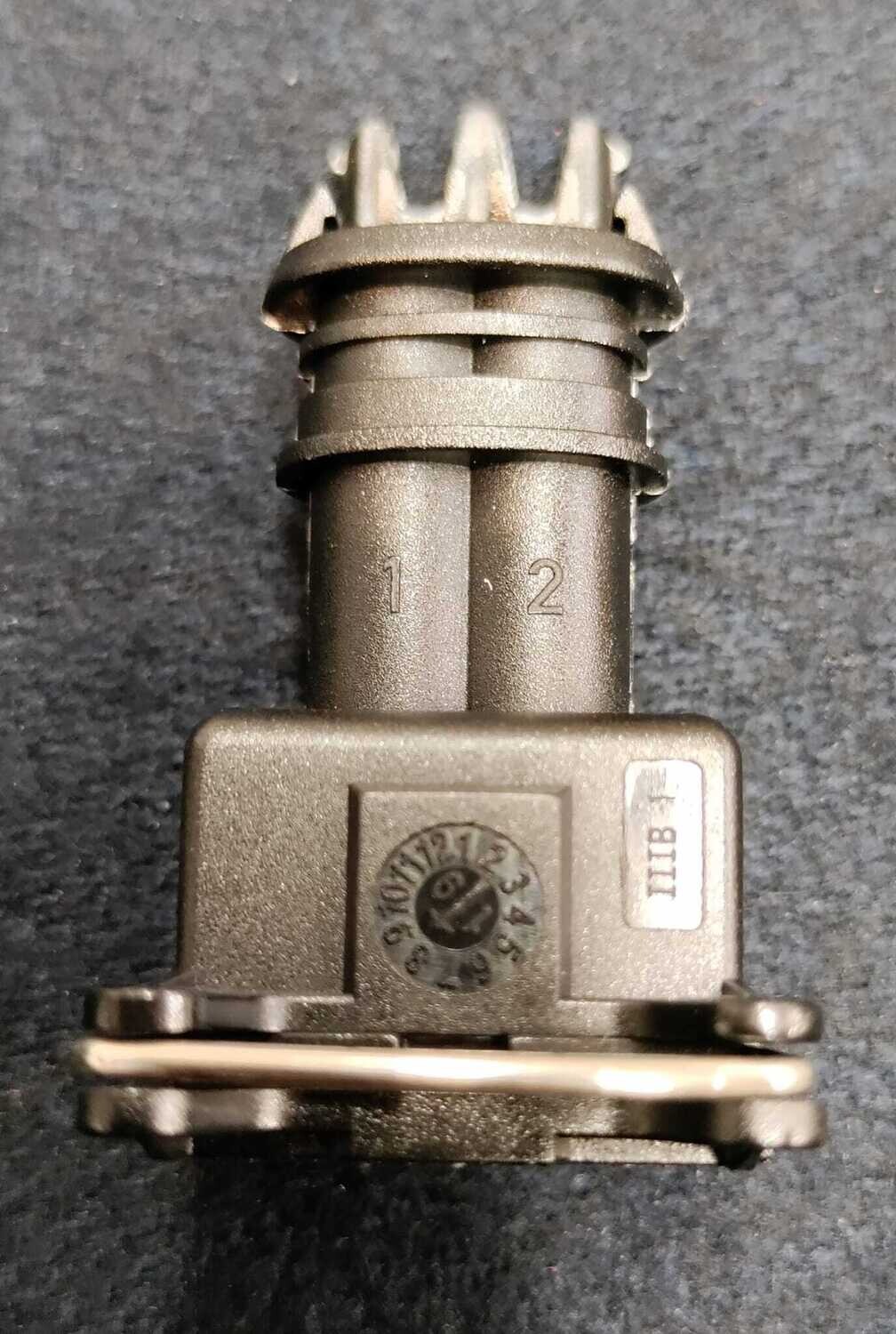 Suutin liitin 2 napainen EV1