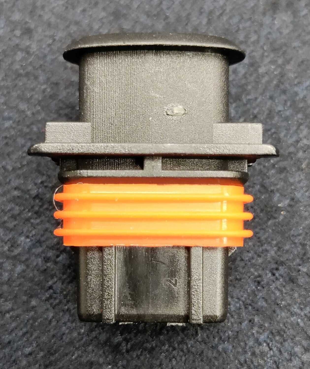 3 napainen liitinpari