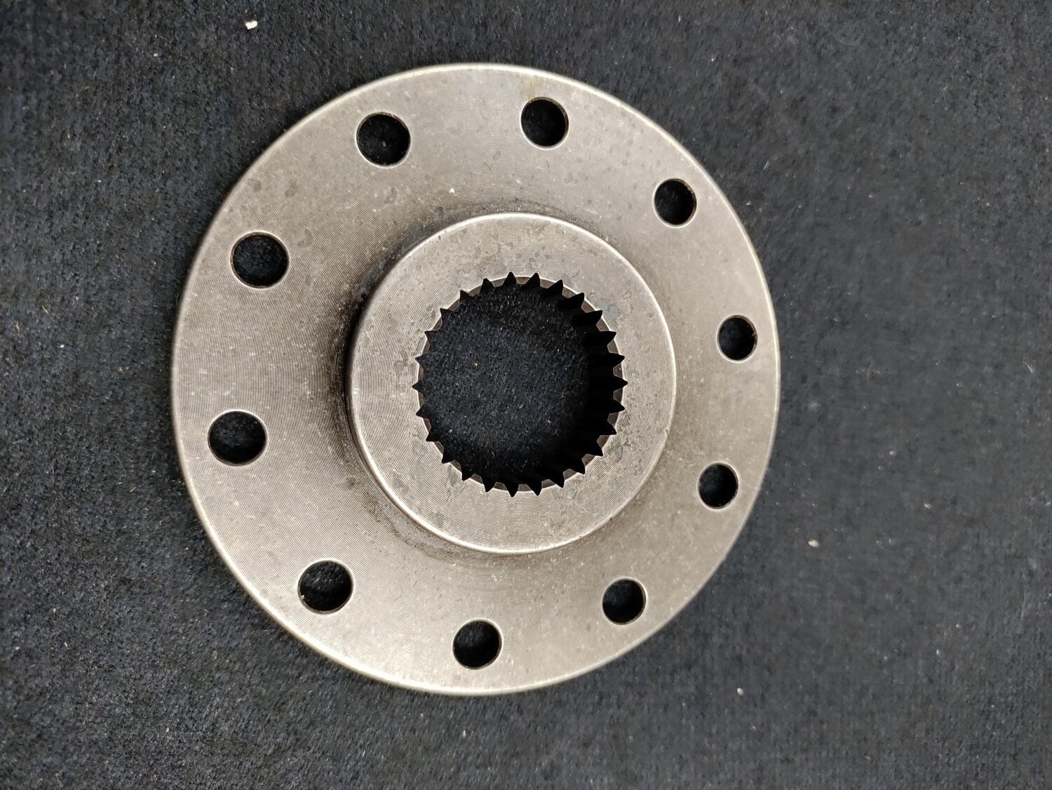 Keskiö 1-5/32-26 spline