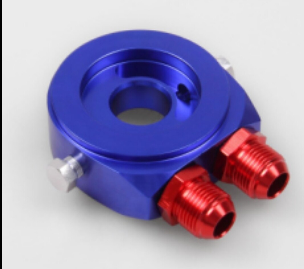 AN10 Öljynsuodatin adapteri musta