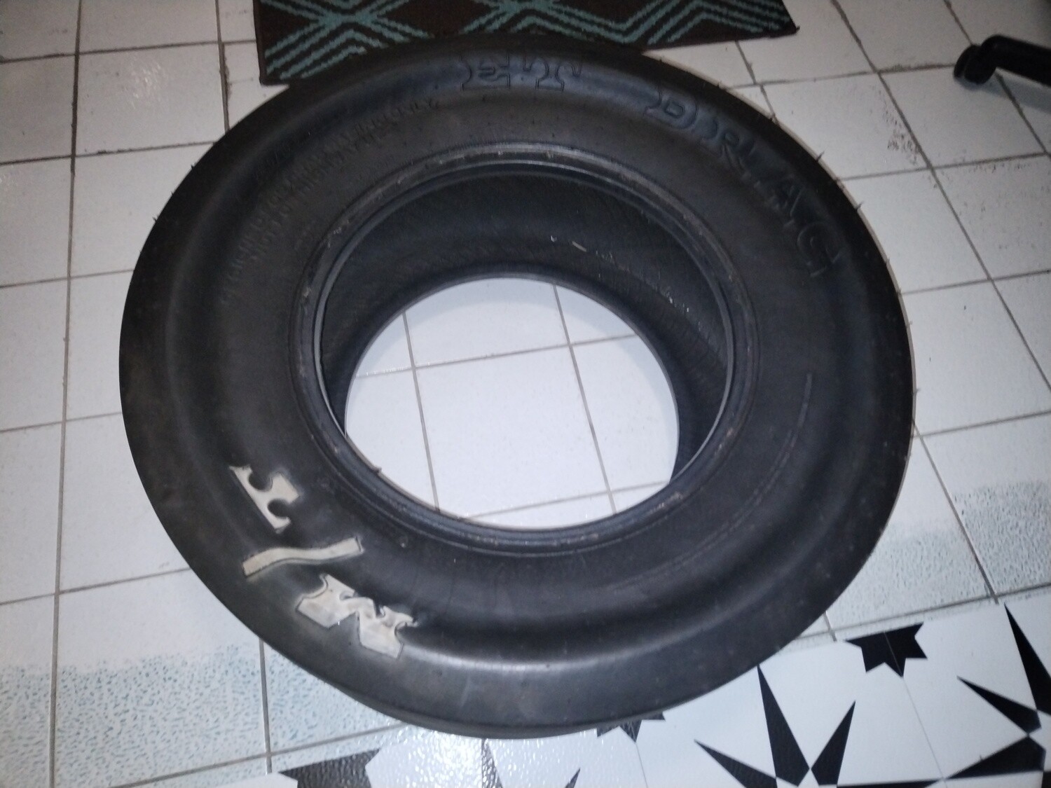 28x10.5-15w käytetty