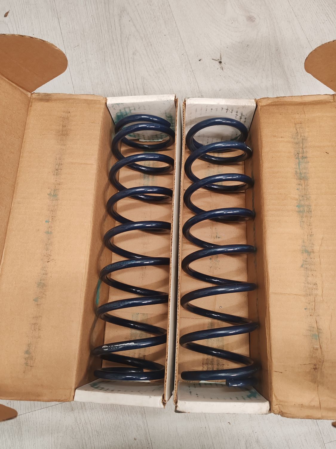 110lbs, 12" coilover , käytetty