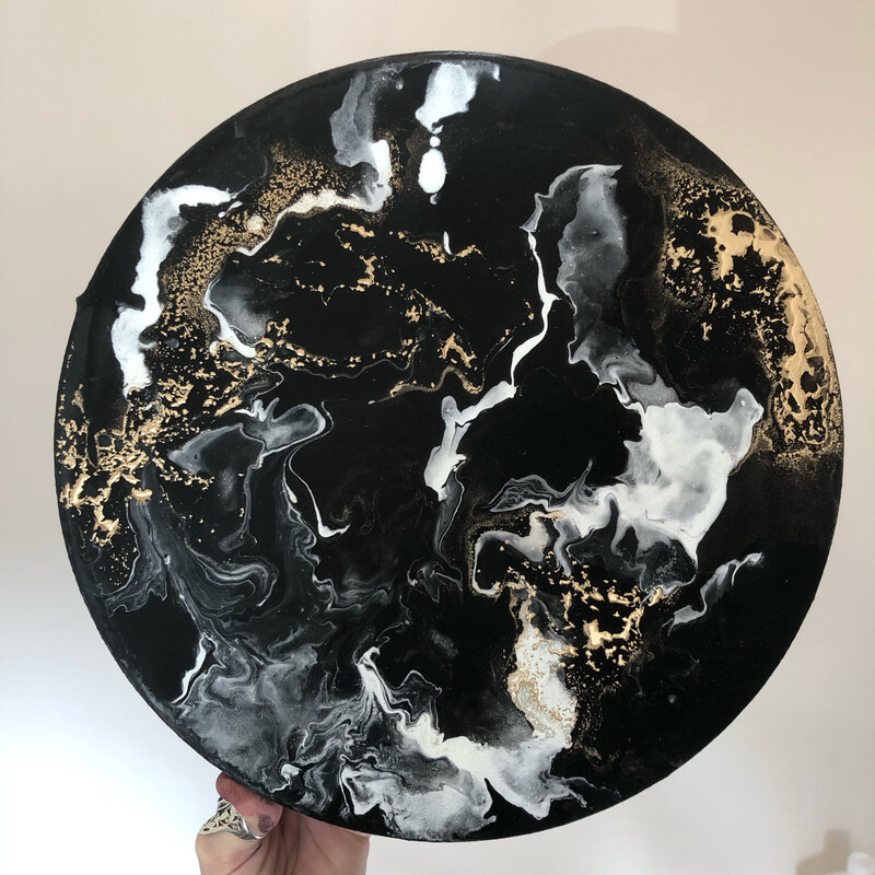 30cm Black, White, And Gold Round Painting
