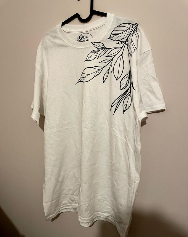 White And Black Leaf Pattern T Shirt