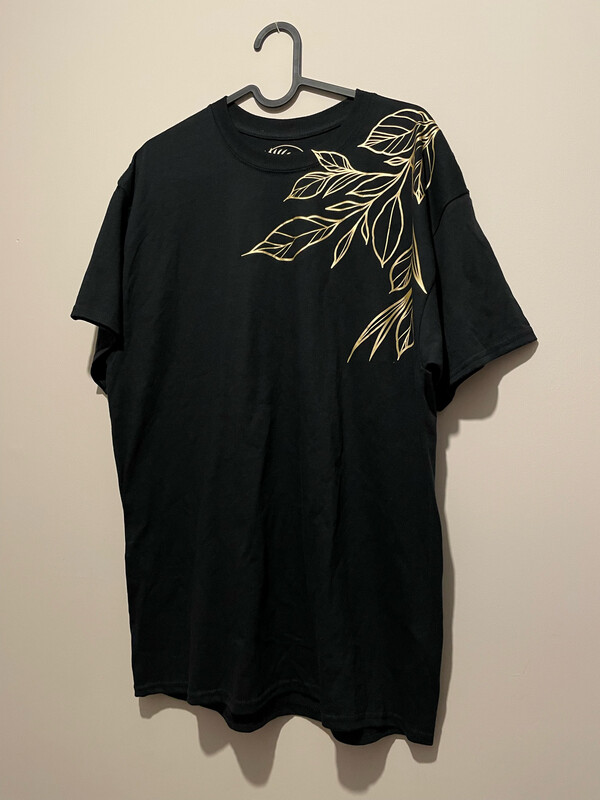 Black And Gold Leaf Pattern T Shirt