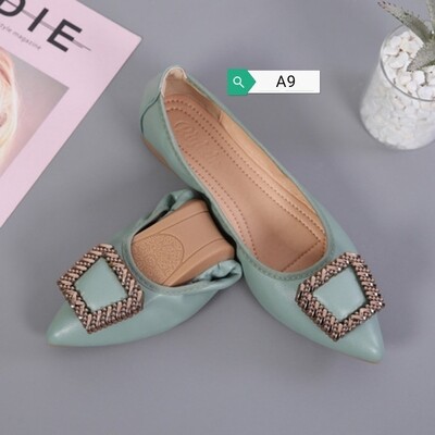 New Pointed Green Buckle Single Female Shoes
