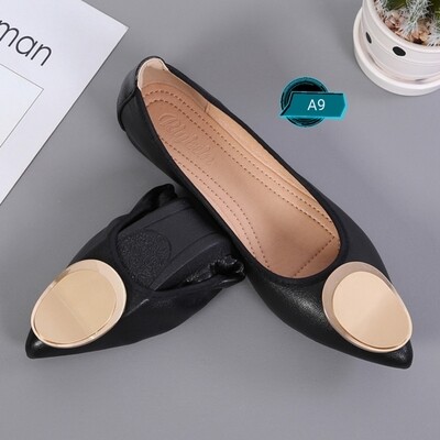 New Pointed Black Buckle shoes