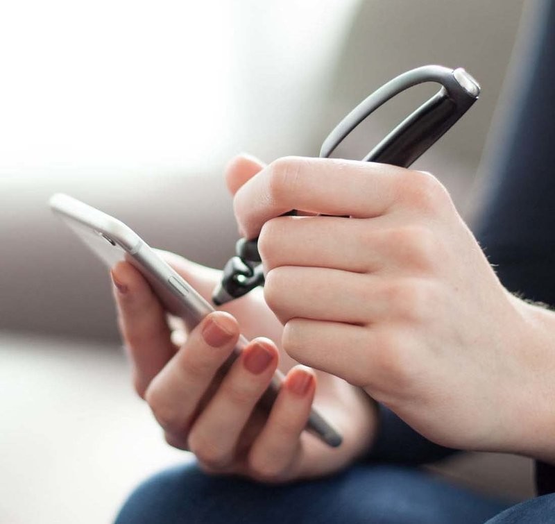 Scriba stylus for iOS and Android mobile devices