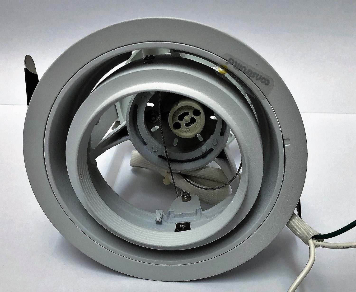 DOWNLIGHT MULTIDIRECCIONAL TELESCOPICO CDM-R111 70/35W 220V.