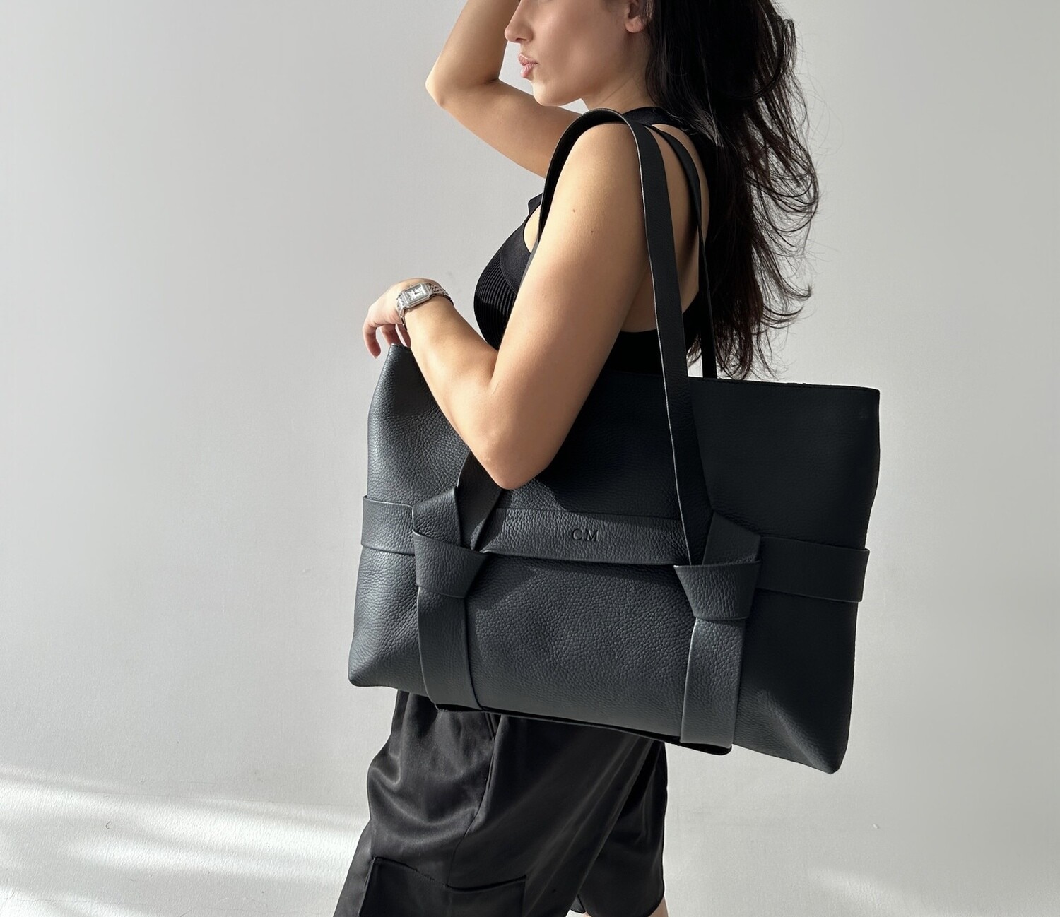 TOTE NUDO