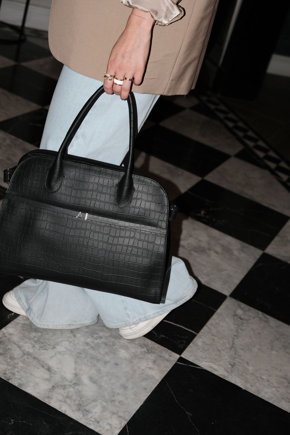 MANHATTAN NEGRA CROCO