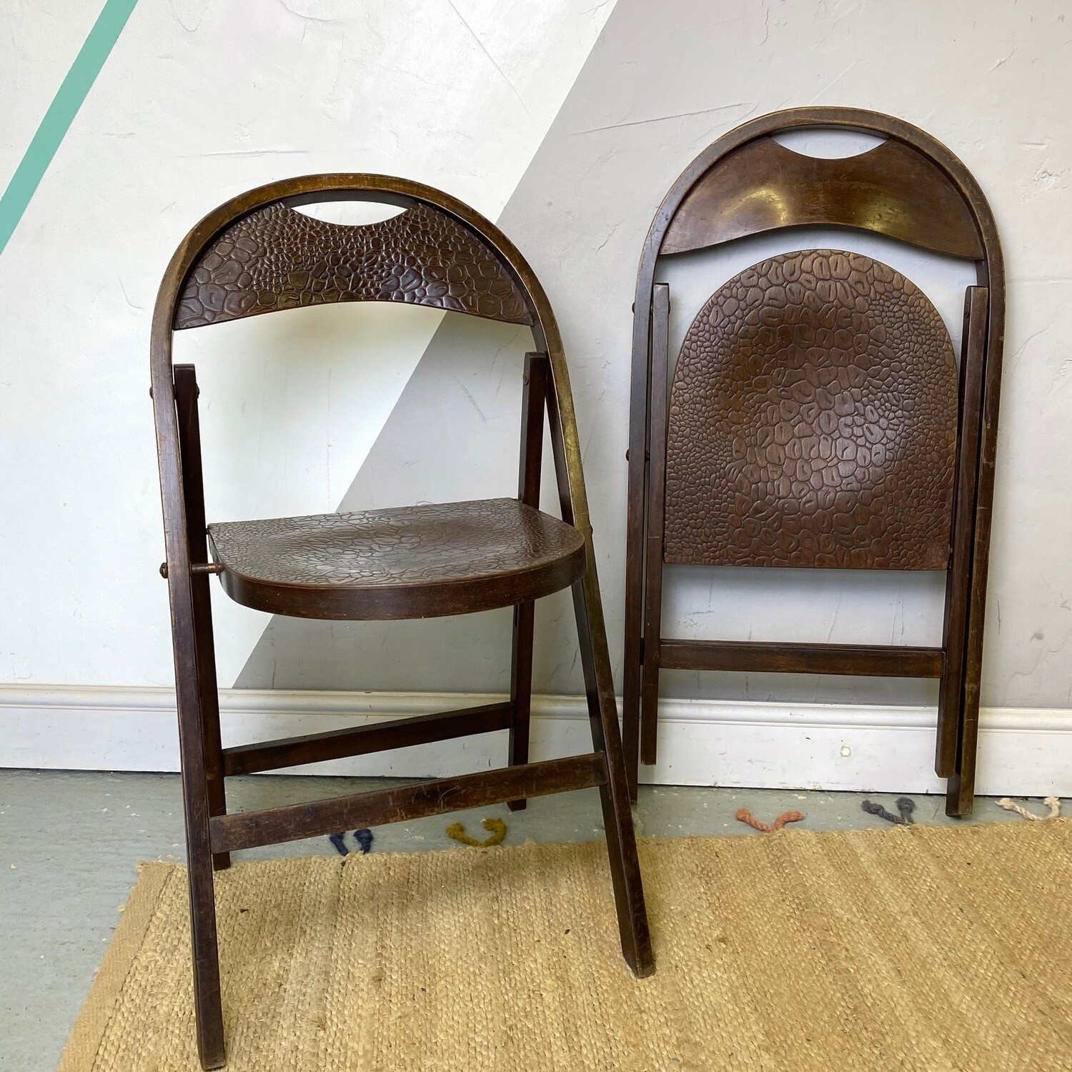 Pair Folding Thonet Bentwood chairs
