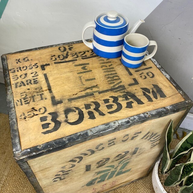 Vintage Tea Chest Trunk Wooden Box Crate Storage Side Table Bed Side
