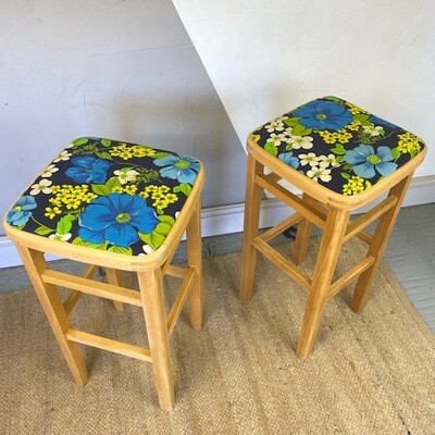 ​Mid Century 1950s Vintage High Bar Stools Kitchen Breakfast Bar Seats