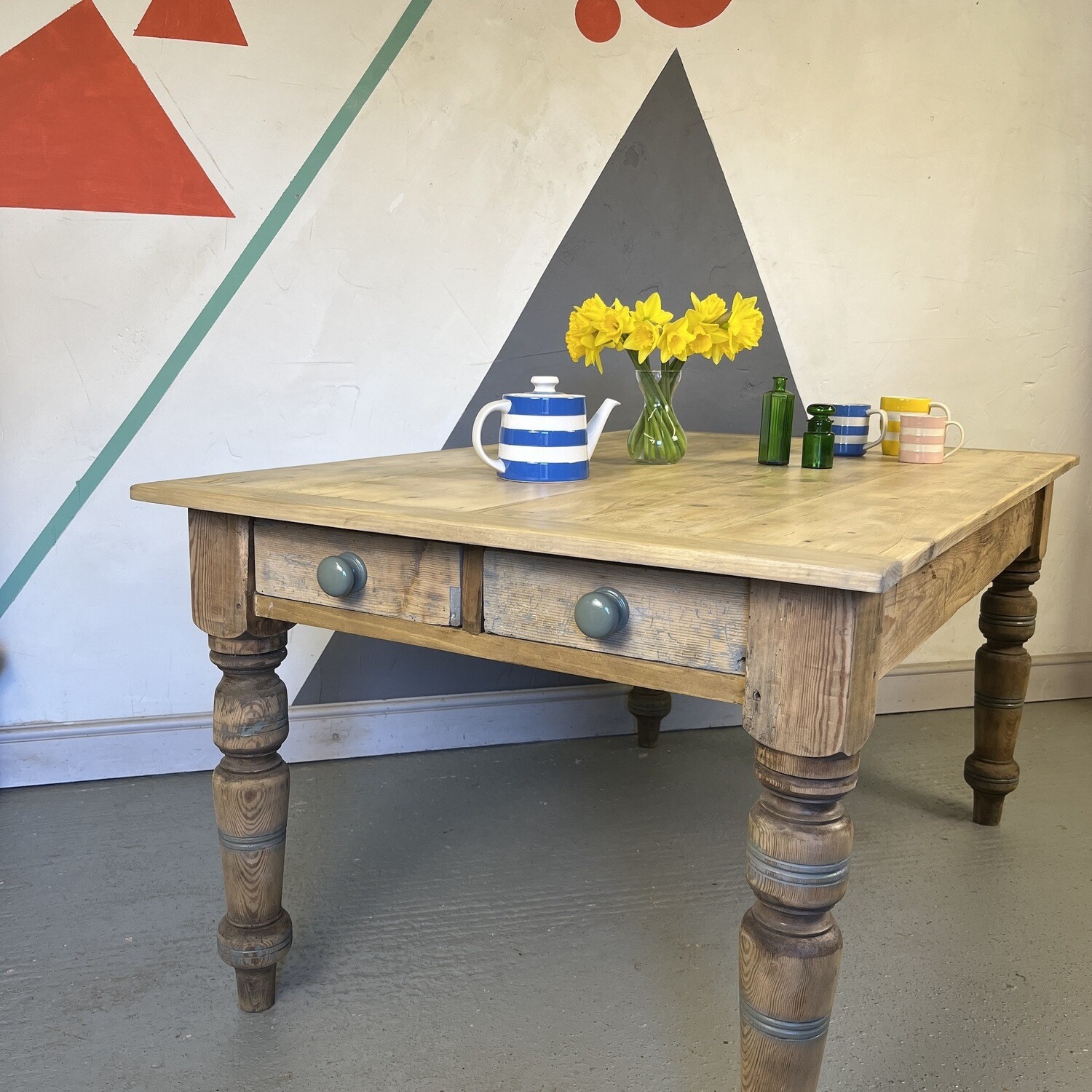 ​Rustic Pine Victorian Farmhouse Dining Table