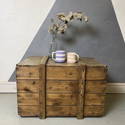 Rustic Pine Chest Crate Storage Box Rope Handle