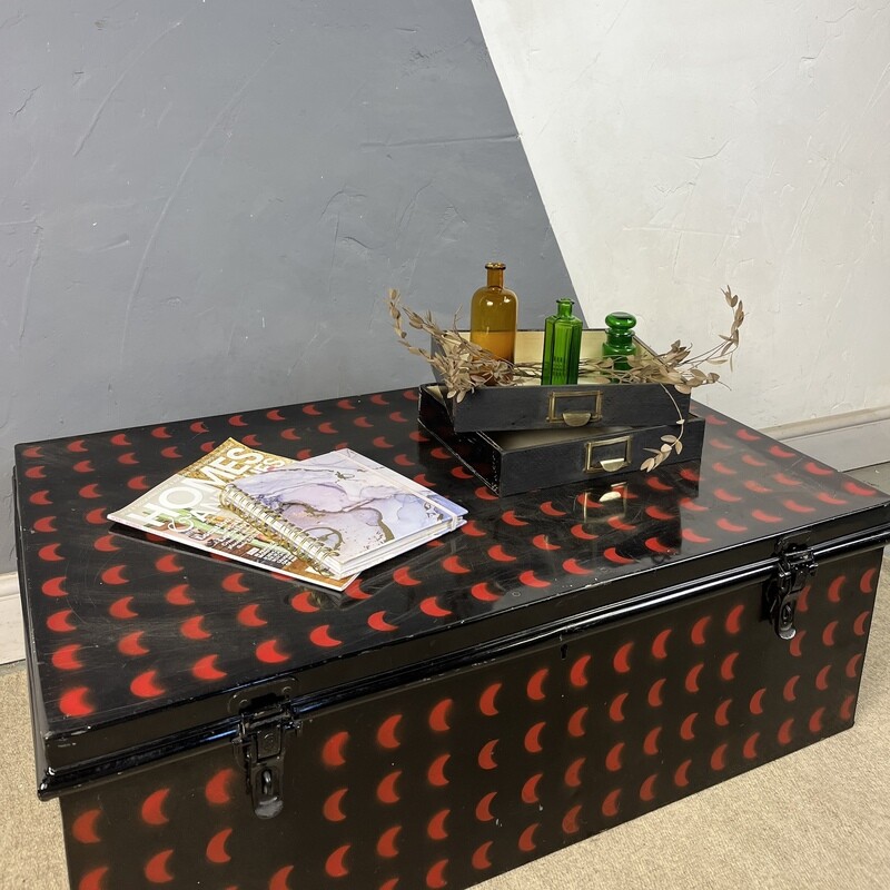 ​Red Black Industrial Metal Trunk Vintage Chest Storage Coffee Table