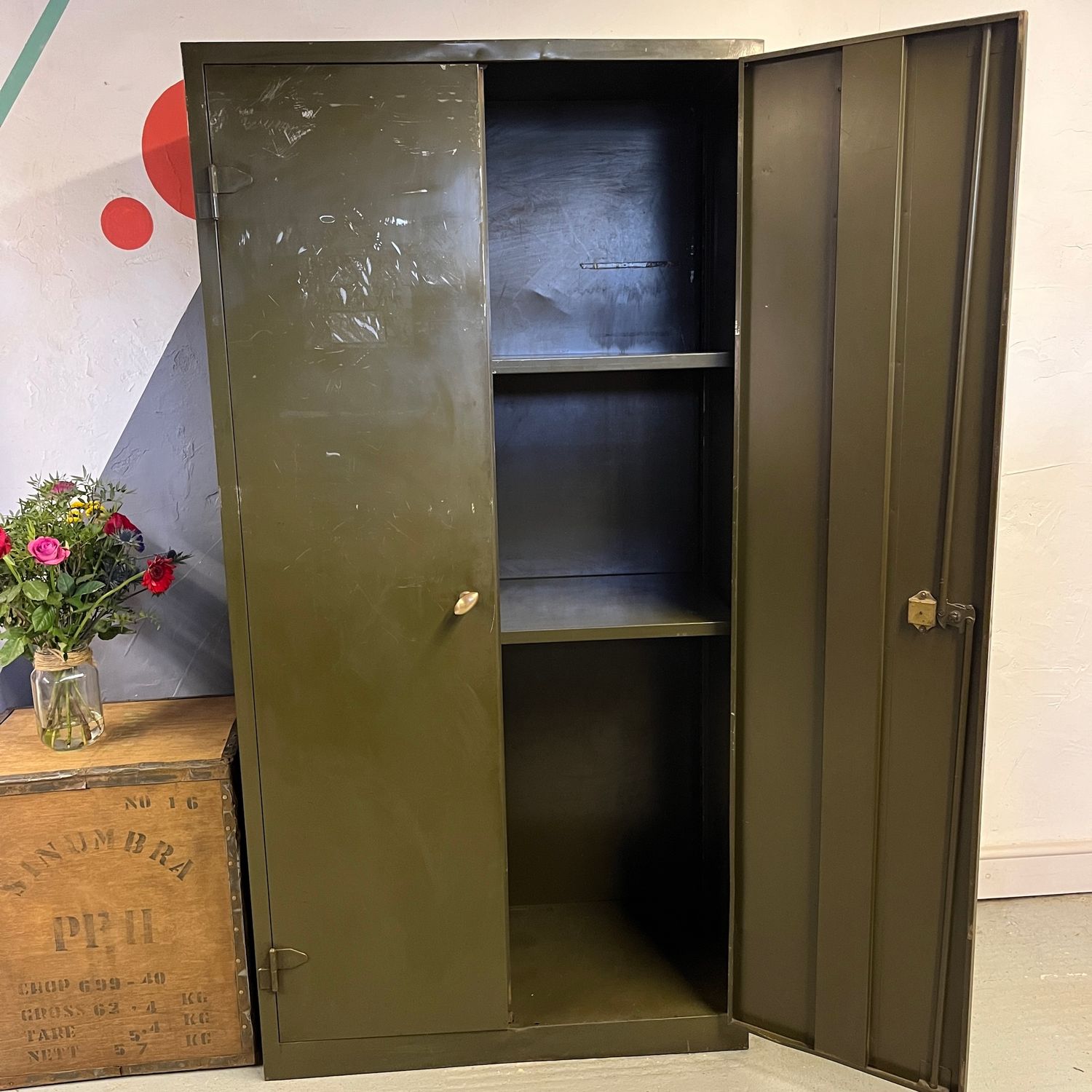 ​Industrial vintage Green Metal Storage cupboard Cabinet 1940s 50s Workshop