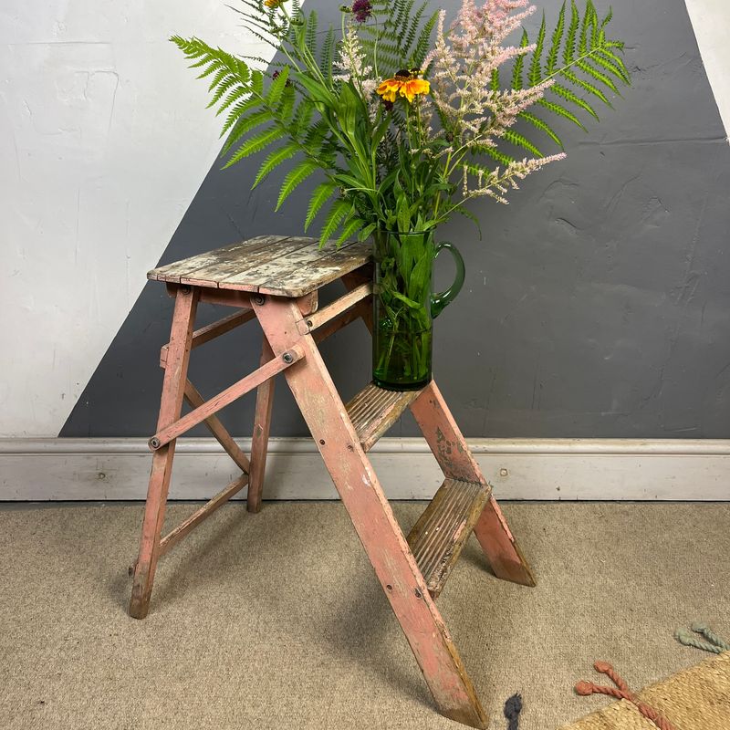 ​Pink Small Vintage Stepladder Rustic 1940s Farmhouse Bedside Table