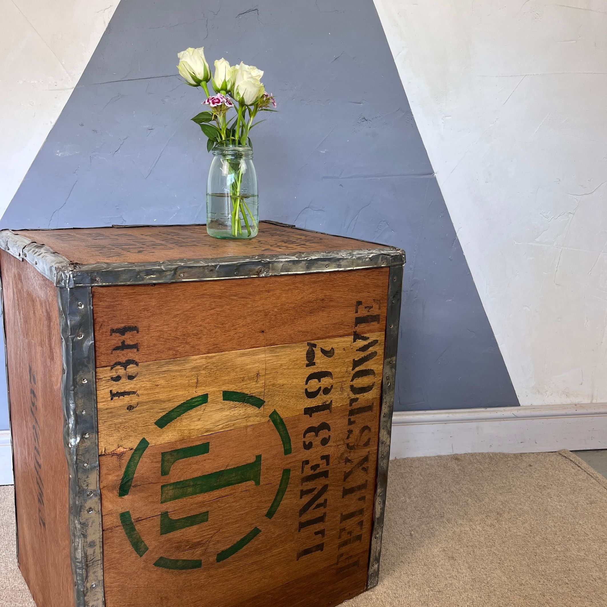 Vintage Tea Chest Trunk Wooden Box Crate Storage Side Table Bed Side