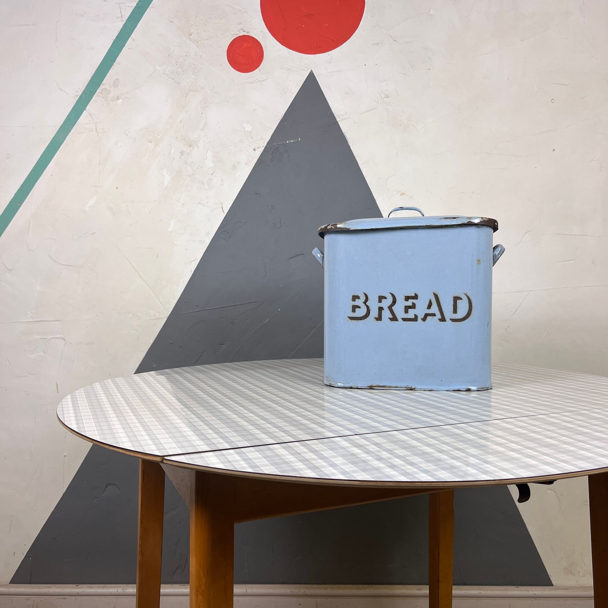 ​Mid Century  Formica Kitchen Dining Table Round Blue White Check