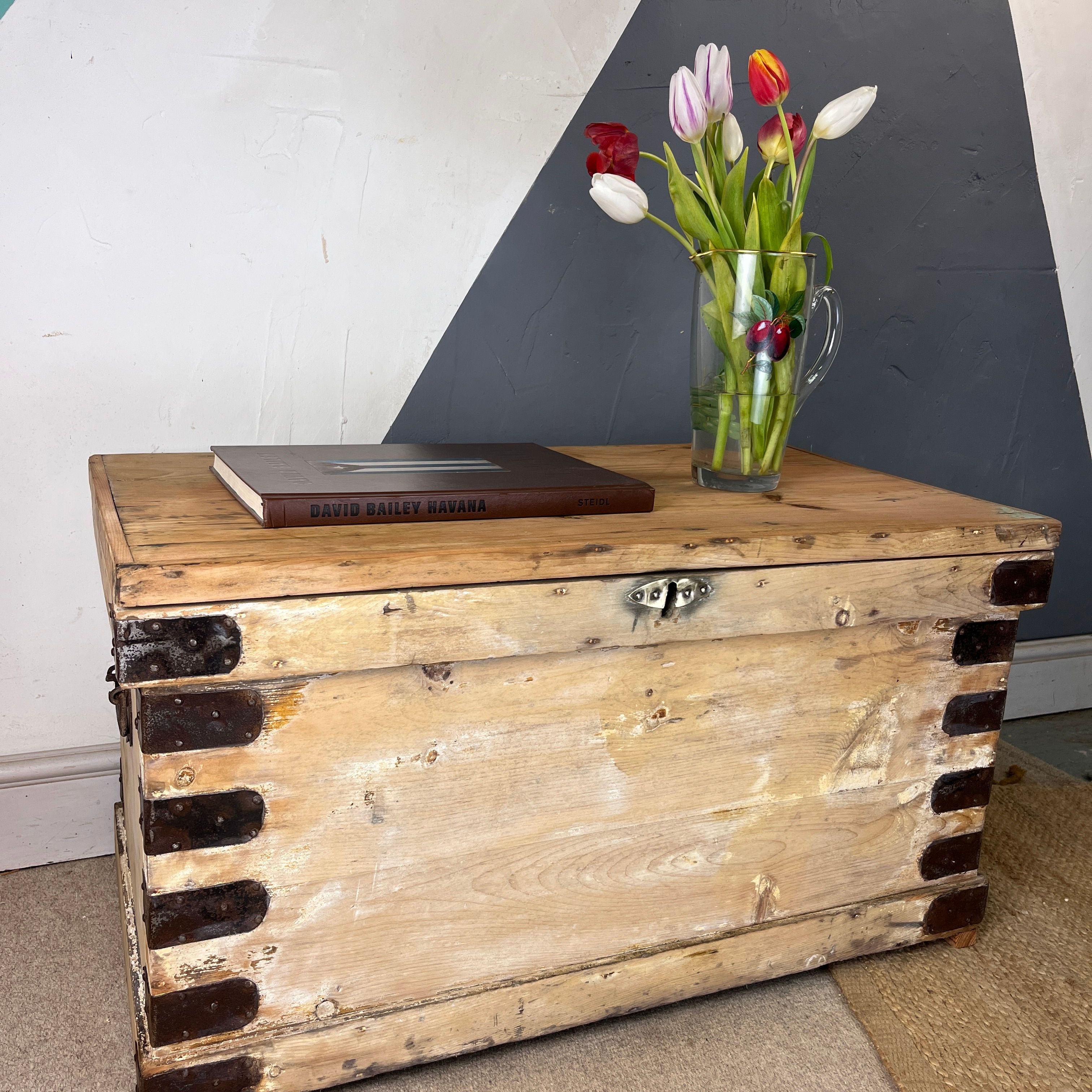 ​Victorian Pine Trunk Chest Box Antique Rustic Coffee Table Storage
