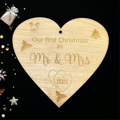 Mr & Mrs Christmas Deco