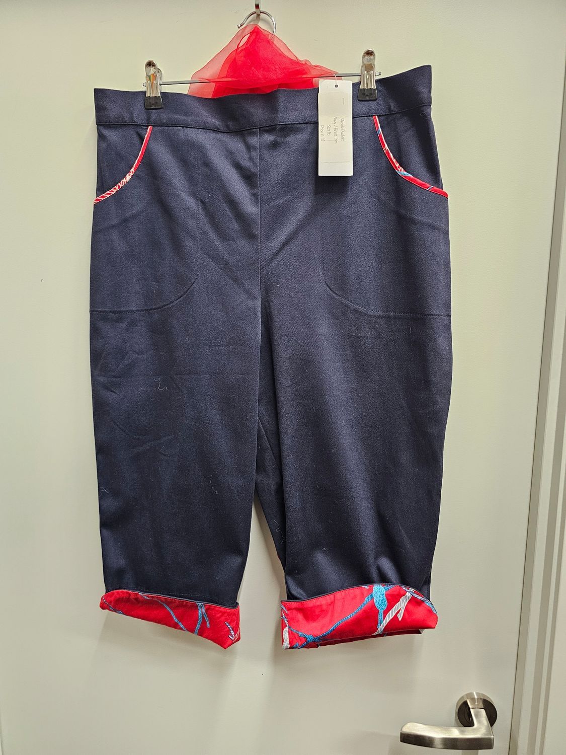 Retrospec&#39;d Navy Pedal Pushers Size 16