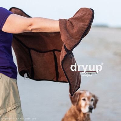 Dry Up TOWEL - Hundehandtuch aus 100% Baumwolle Dry Up TOWEL - Hundehandtuch aus 100% Baumwolle