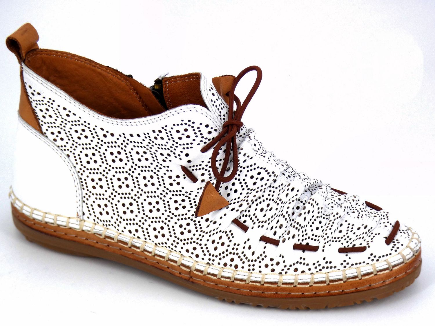 Chaussures montantes femmes printemps / été - Madory 02