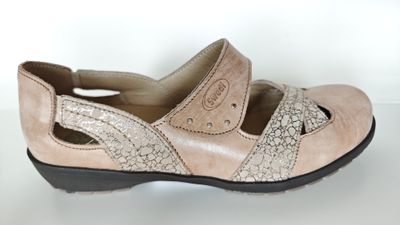 Chaussures basses femmes printemps / été - Swedi 02