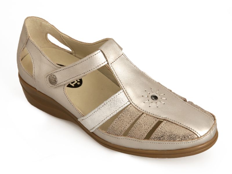 Chaussures basses femmes printemps / été - Swedi 09