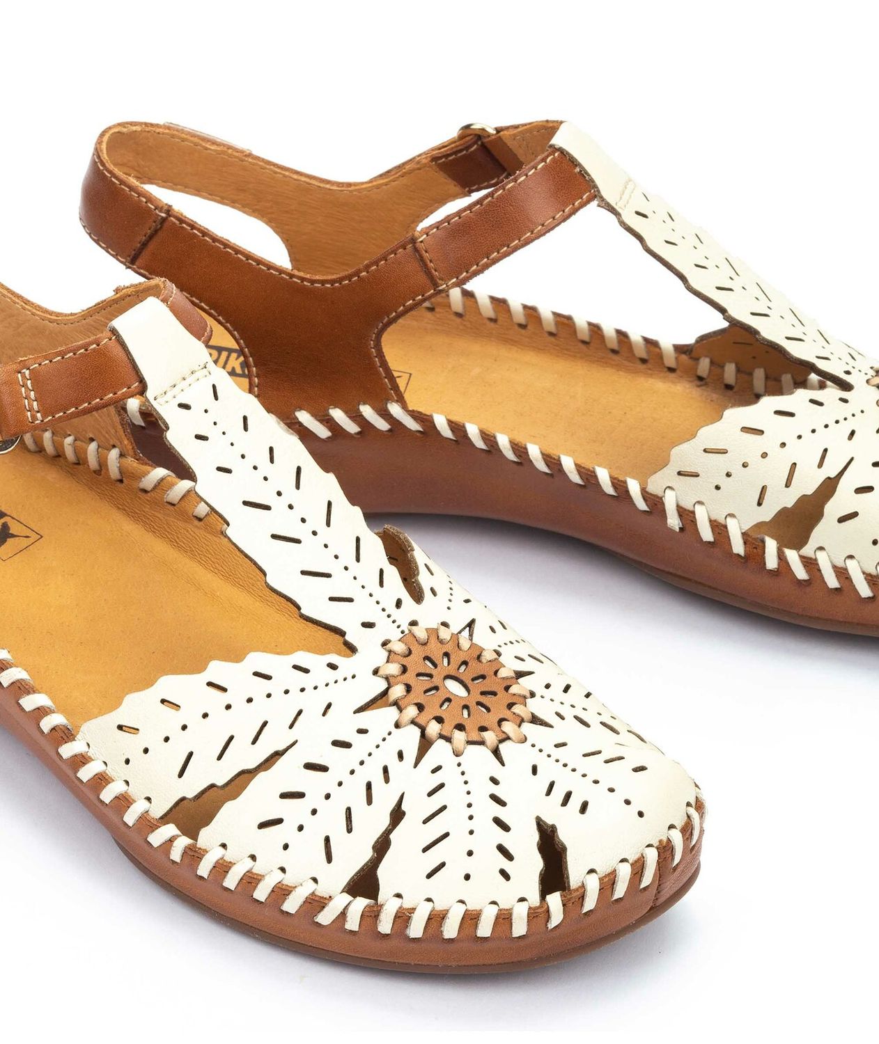 Chaussures basses femmes printemps / été - Pikolinos 02