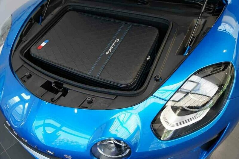 Roadsterbag suitcase Alpine A110 front 1 piece