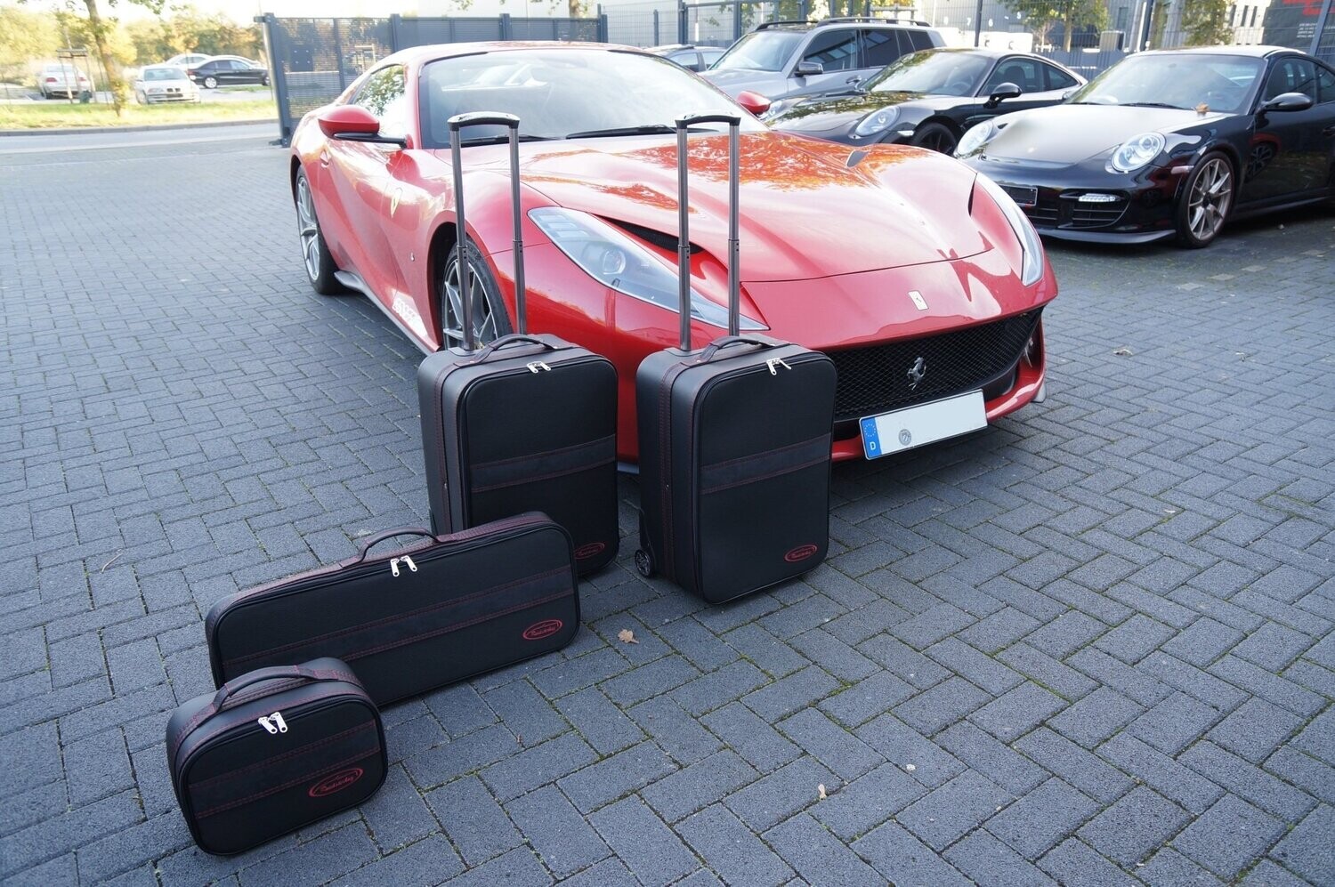 Roadsterbag suitcase set Ferrari 812 GTS