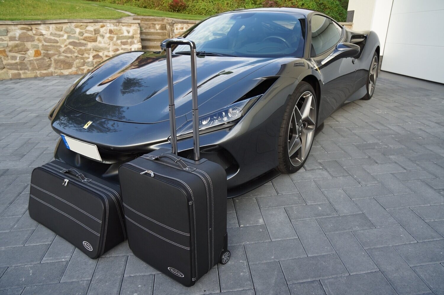 Roadsterbag suitcase set Ferrari F8 Tributo (2-piece) front