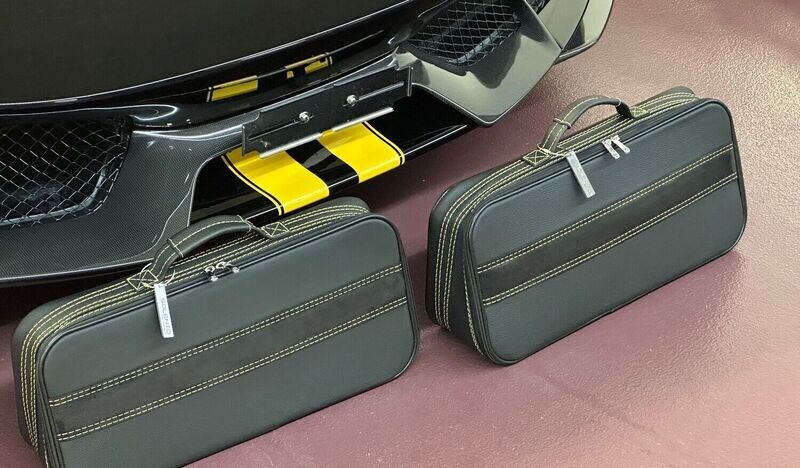Roadsterbag luggage set for Ferrari 488 GTB (behind seats)