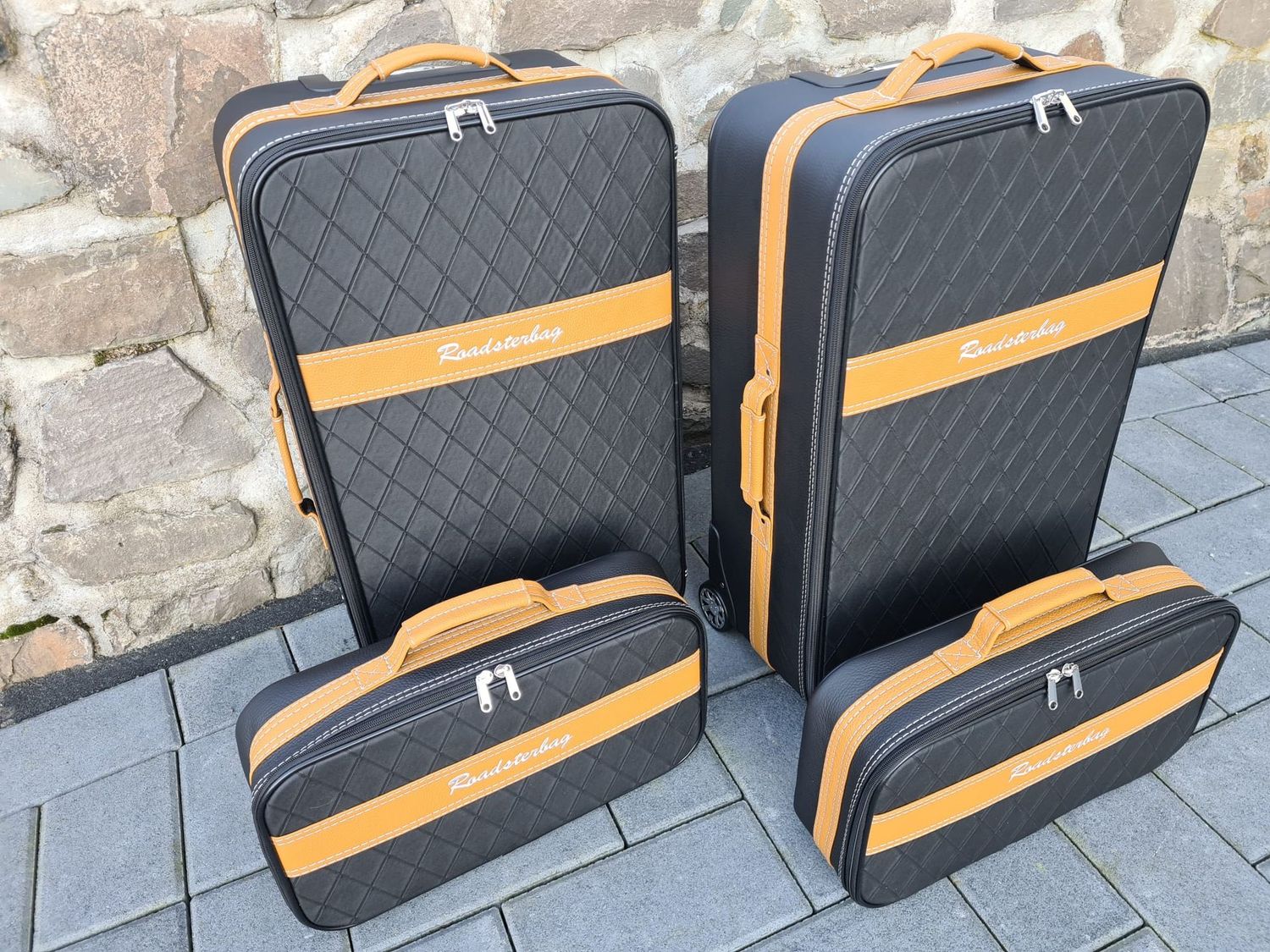 Roadsterbag suitcase set Bentley Bentayga 4-piece Nero-Sabbiastriping